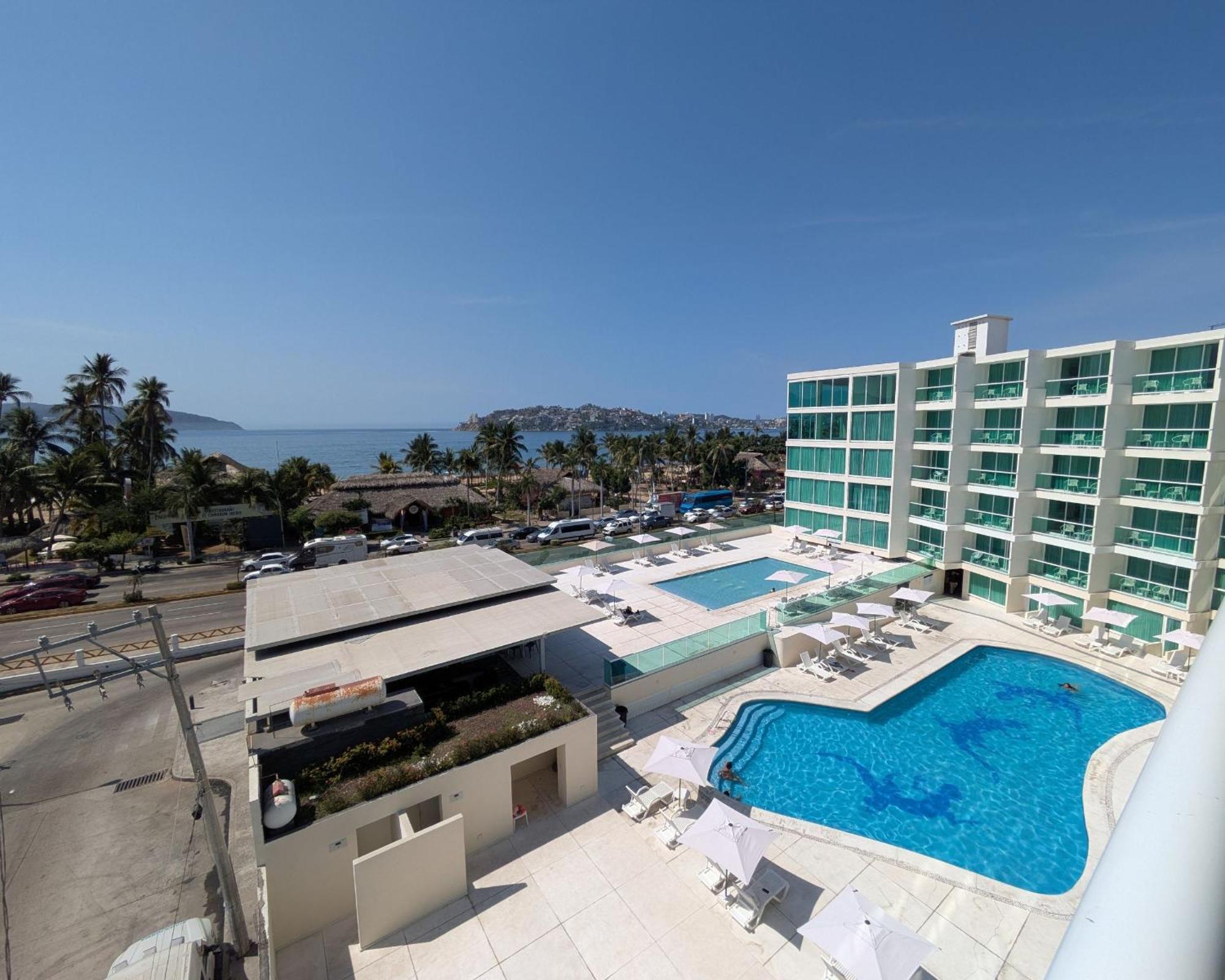 We Hotel Acapulco Luaran gambar
