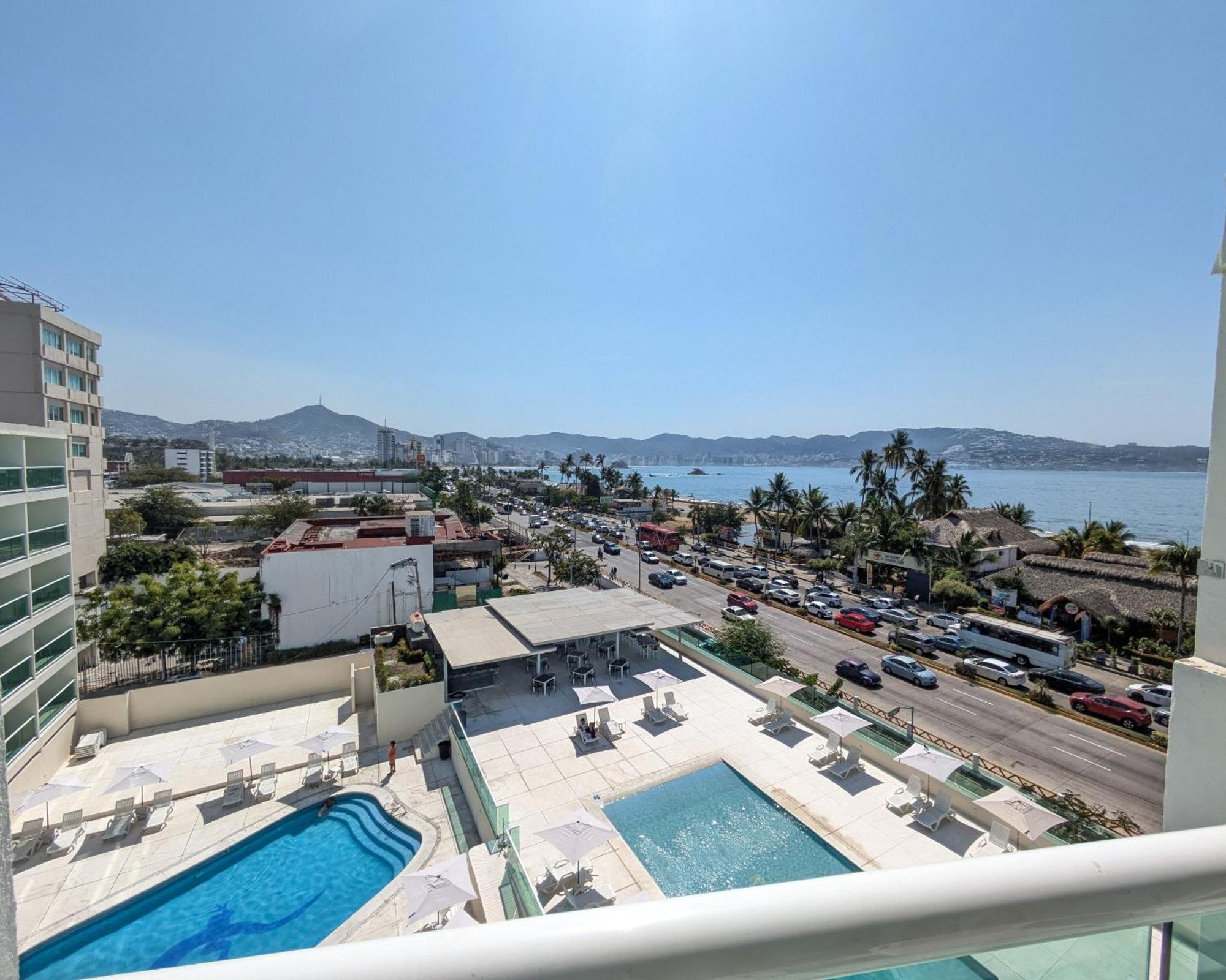 We Hotel Acapulco Luaran gambar