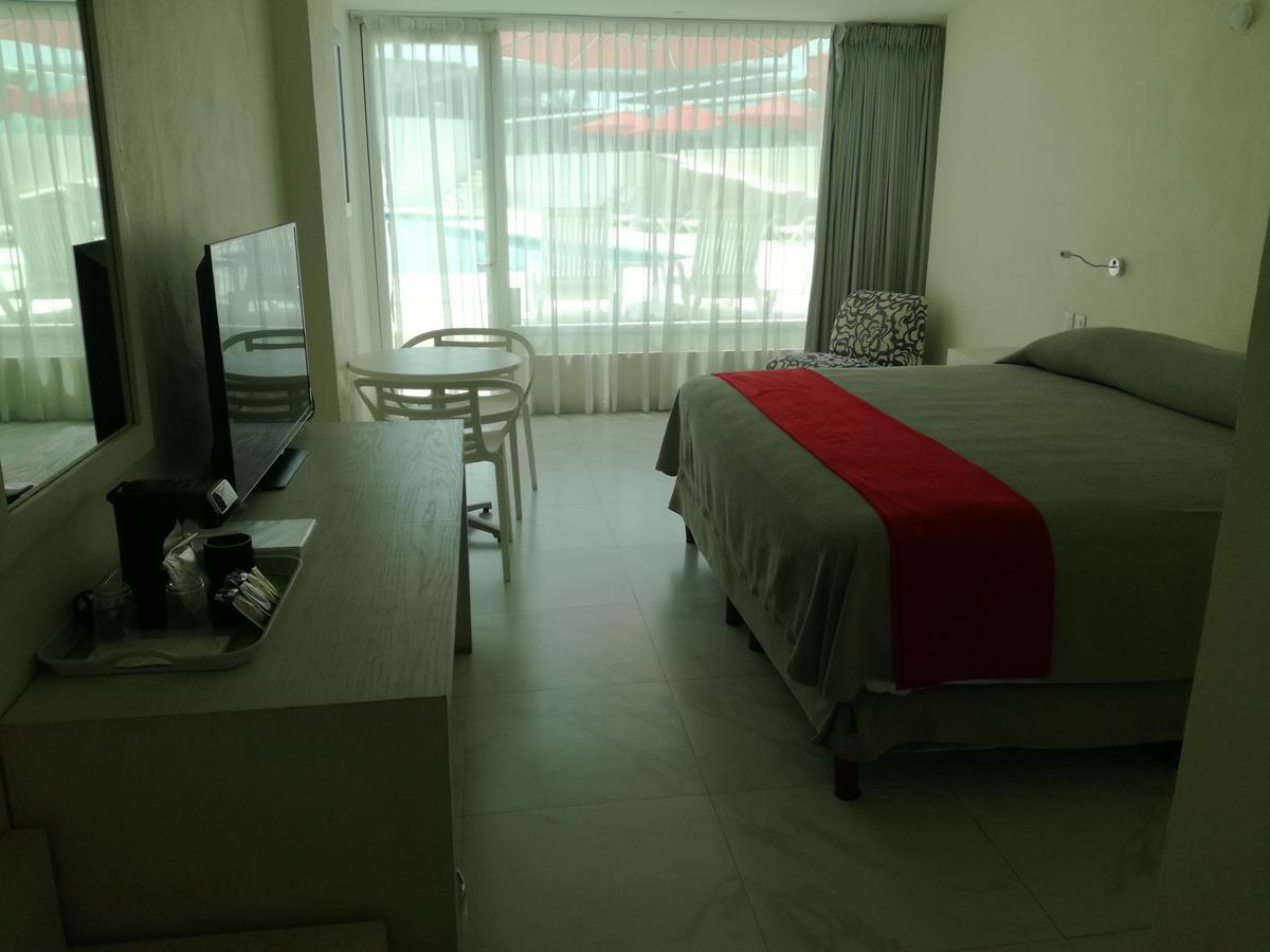 We Hotel Acapulco Luaran gambar
