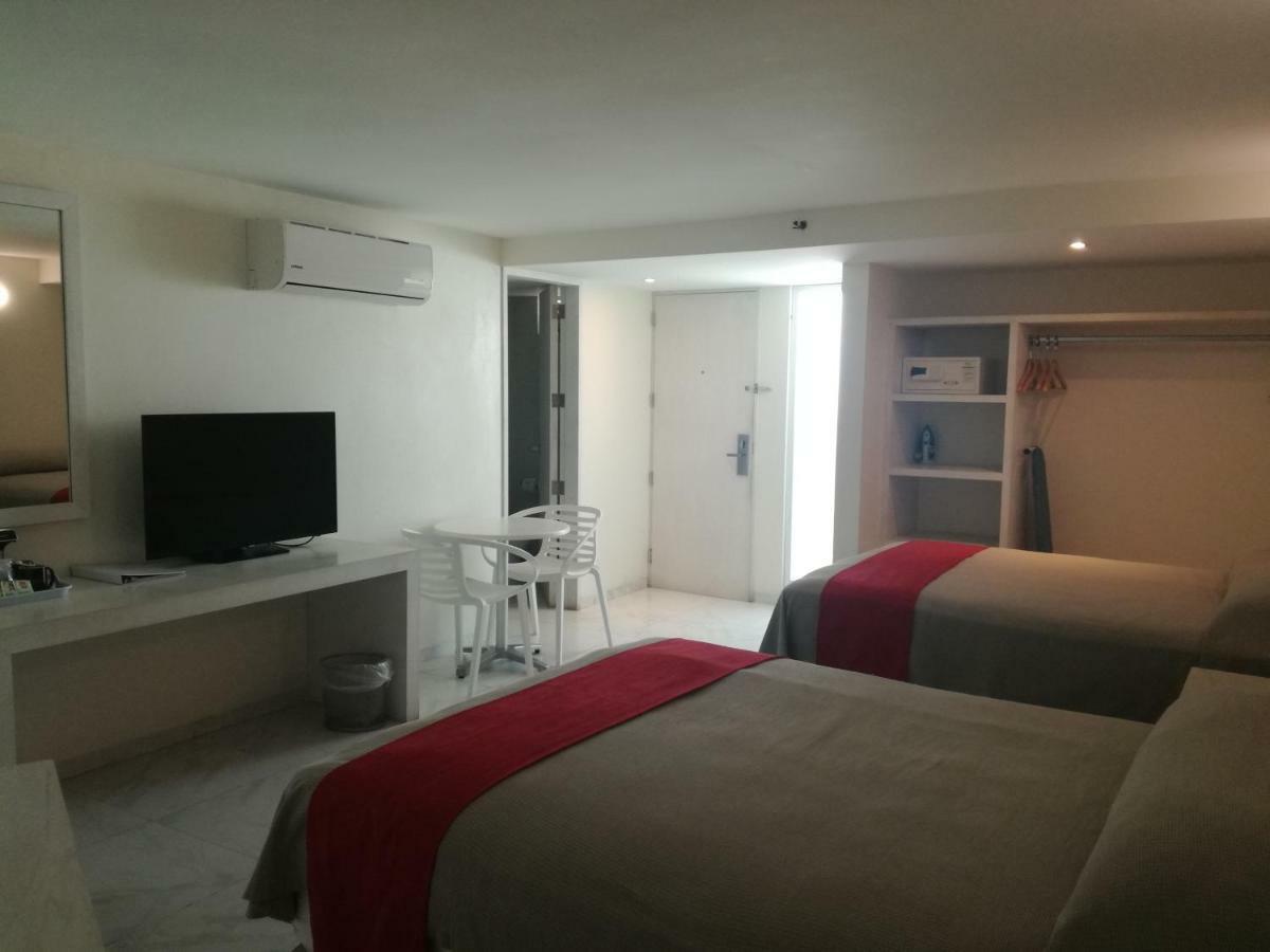 We Hotel Acapulco Luaran gambar
